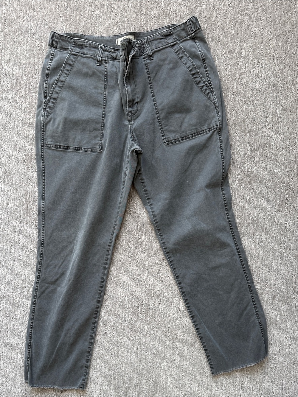 Madewell Slim Straight Utility Pant.